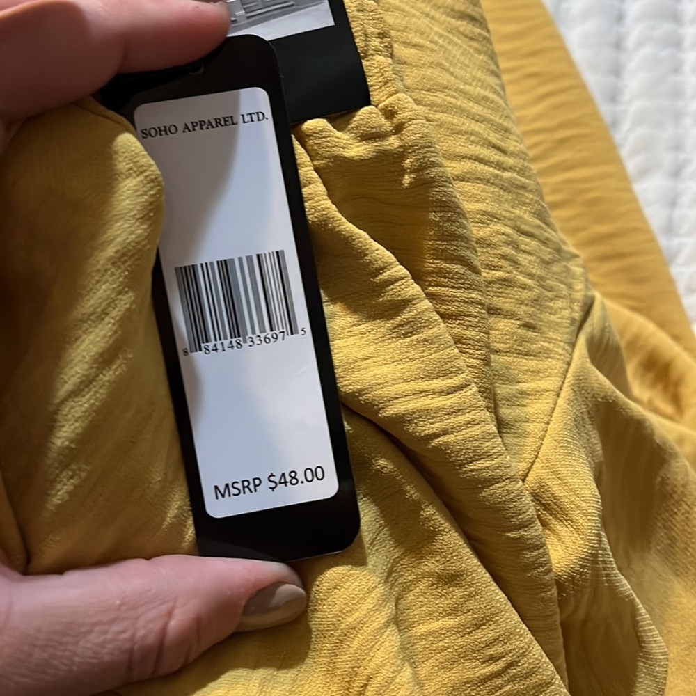 Yellow Pants - Picture 5 of 5